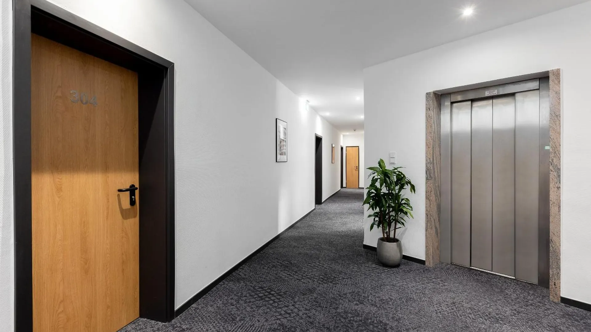 Hotel Wegener MHG 3*,  Duitsland